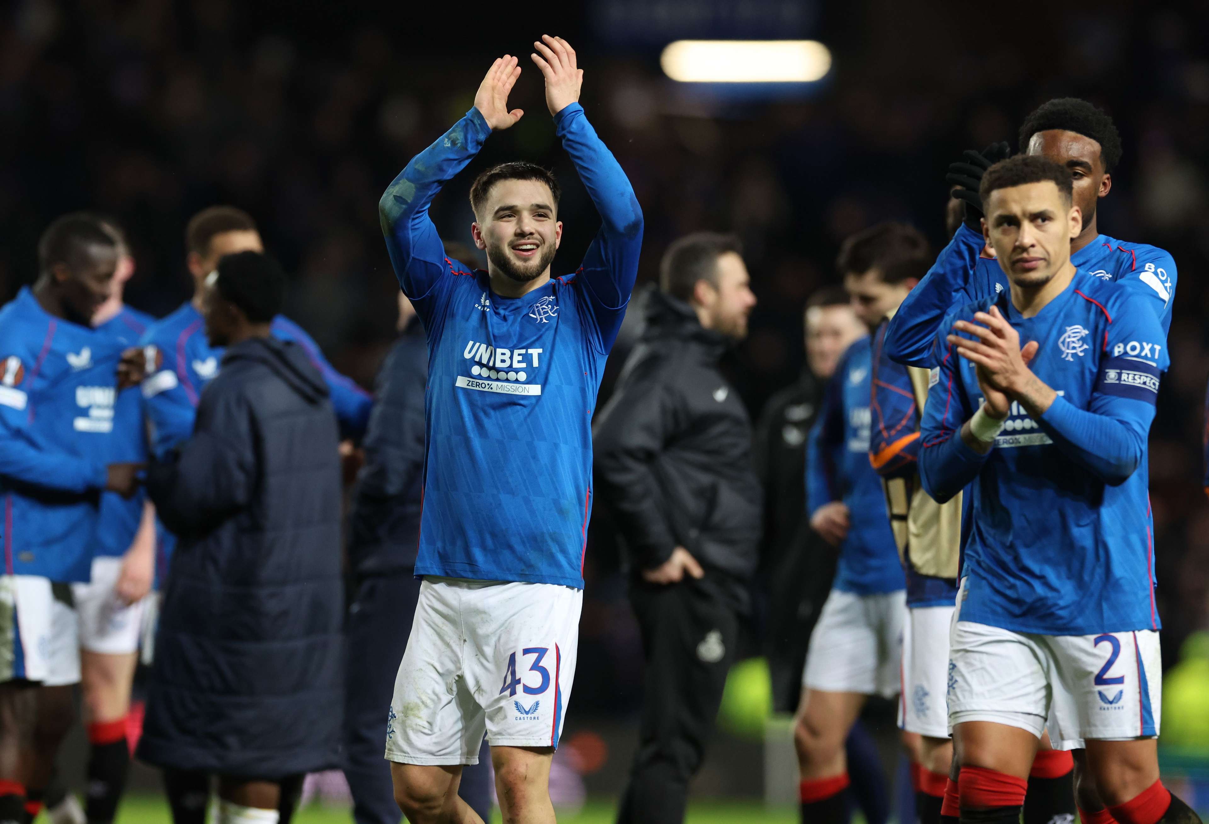 了上海队的 了上海队的